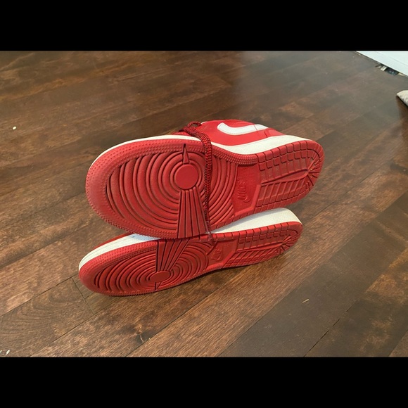 Air Jordan 1 Chicago GS size 5Y us good condition - Picture 3 of 4